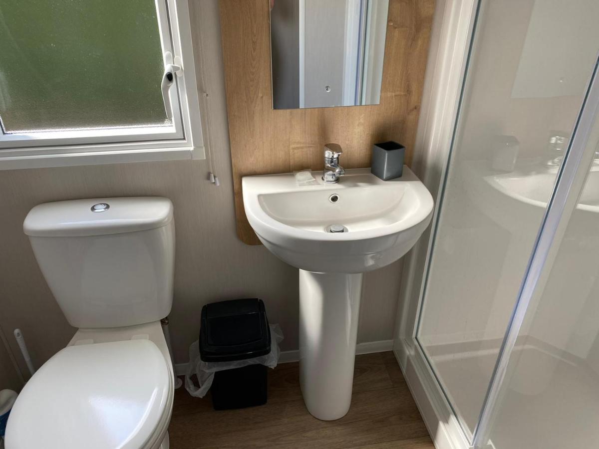 Campsite Brilliant 8 Berth Caravan At Southview In Ref 33005ml *